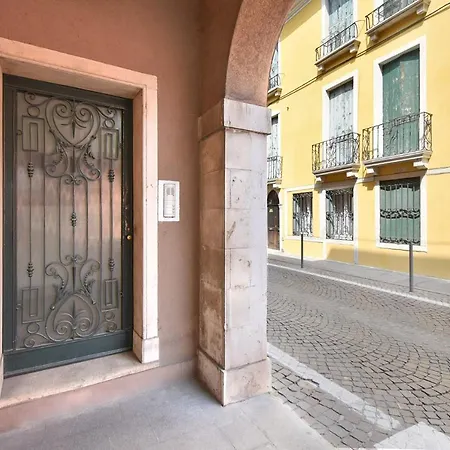 Welc-om Casa Anna Pádua
